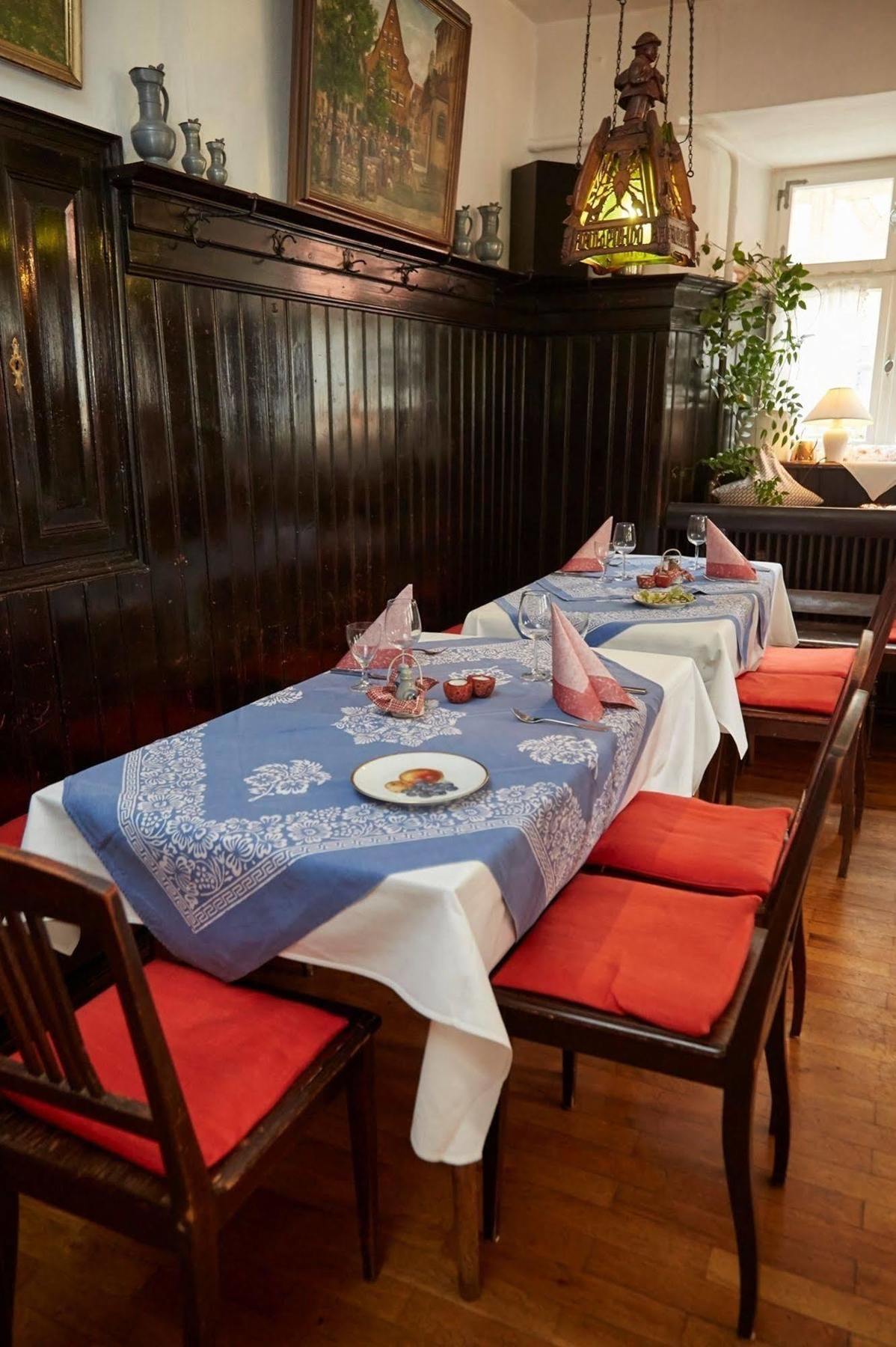 Hotel Weisses Ross Dinkelsbuehl Ngoại thất bức ảnh